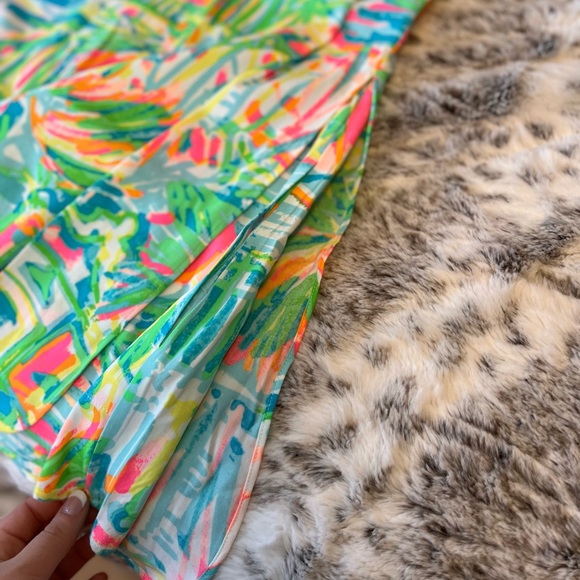 Lily Pulitzer Dress with shorts size 10 - Picture 5 of 6
